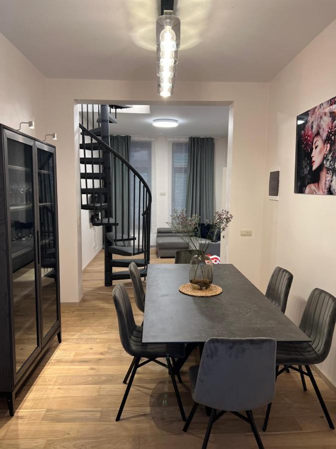 Exclusive Two-Level Apartment With Private Terrace On The Canal Brussels Bruxelas Exterior foto