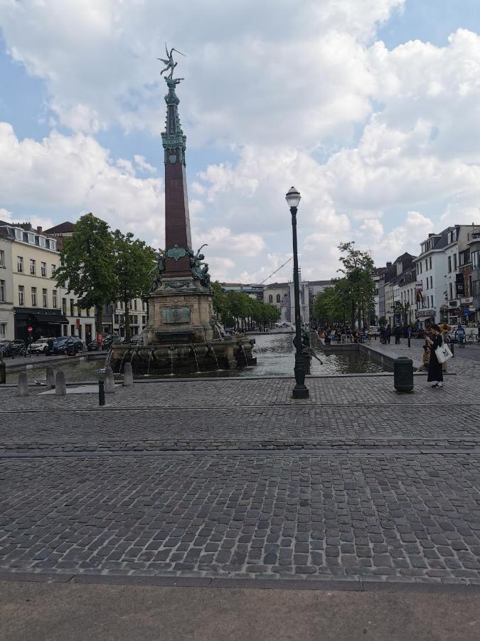 Exclusive Two-Level Apartment With Private Terrace On The Canal Brussels Bruxelas Exterior foto