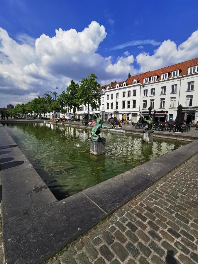 Exclusive Two-Level Apartment With Private Terrace On The Canal Brussels Bruxelas Exterior foto